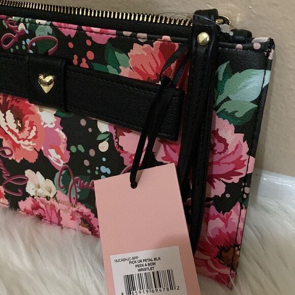NWT Juicy Couture Pick Your Petal Floral Wristlet - Picture 5 of 12